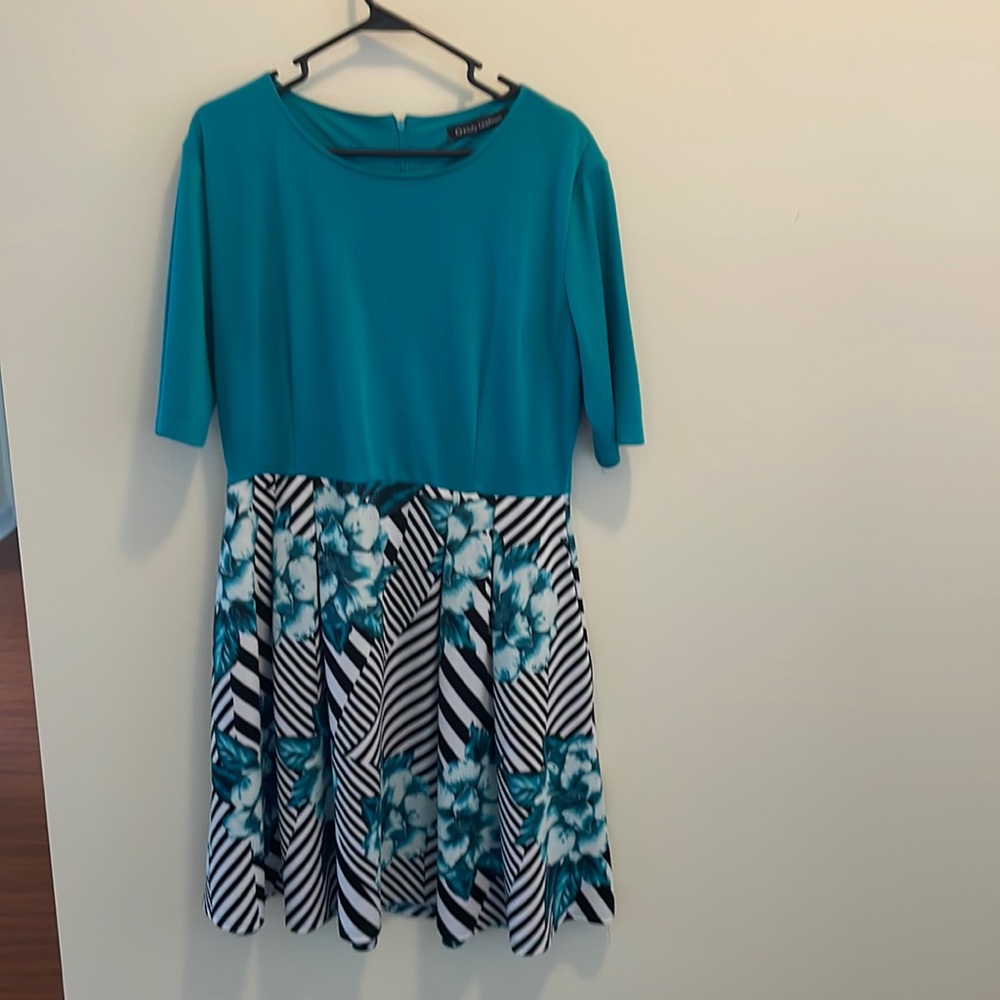 Floral Print Dress with Pockets